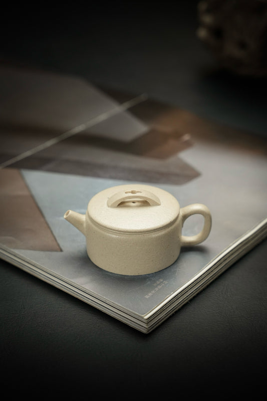 Xiao Han Wa White Duan Ni Teapot – 90ml - view 1