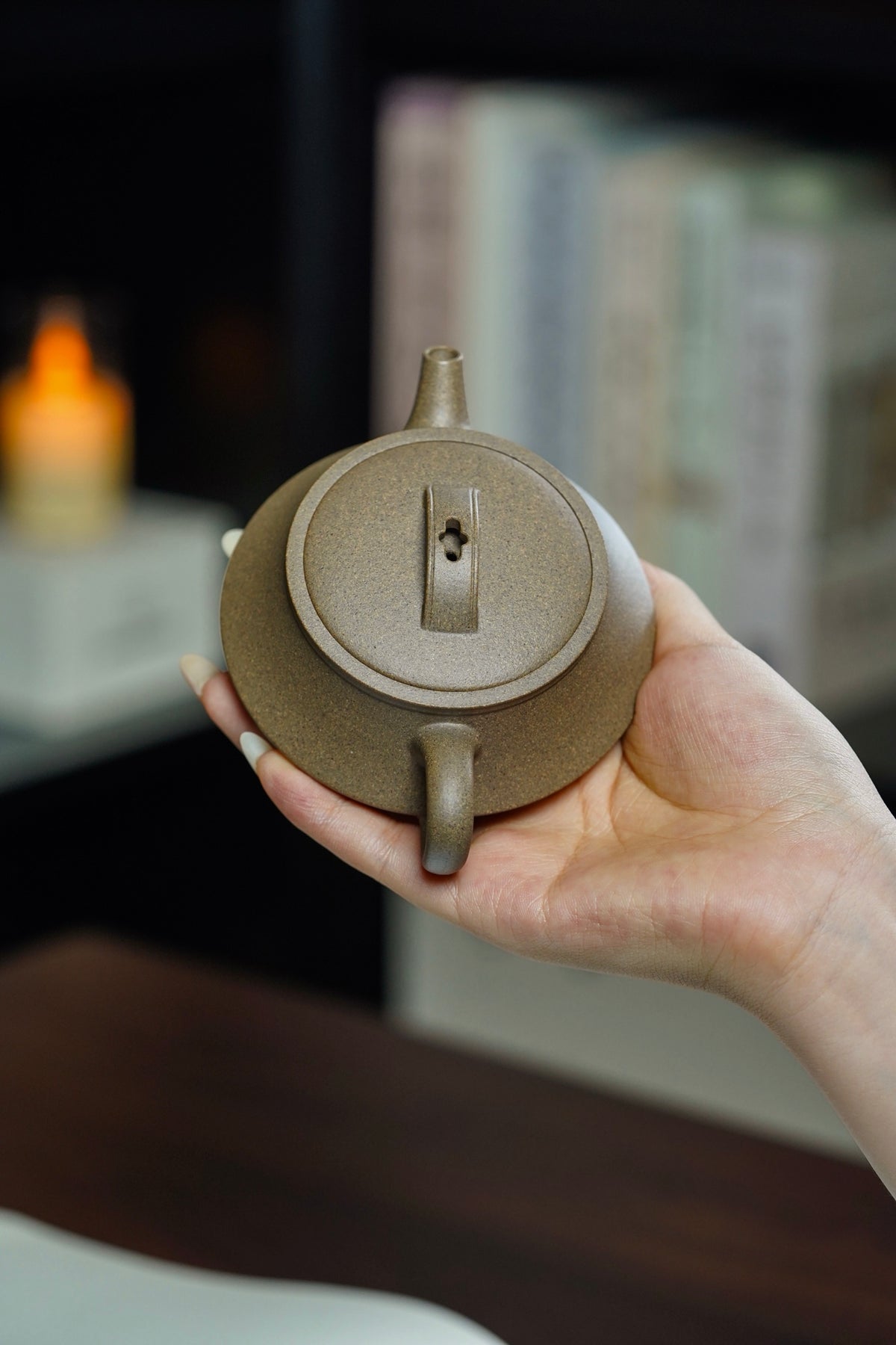 Yun Zhu Han Wa Qing Duan Ni Teapot – 150ml - view 2