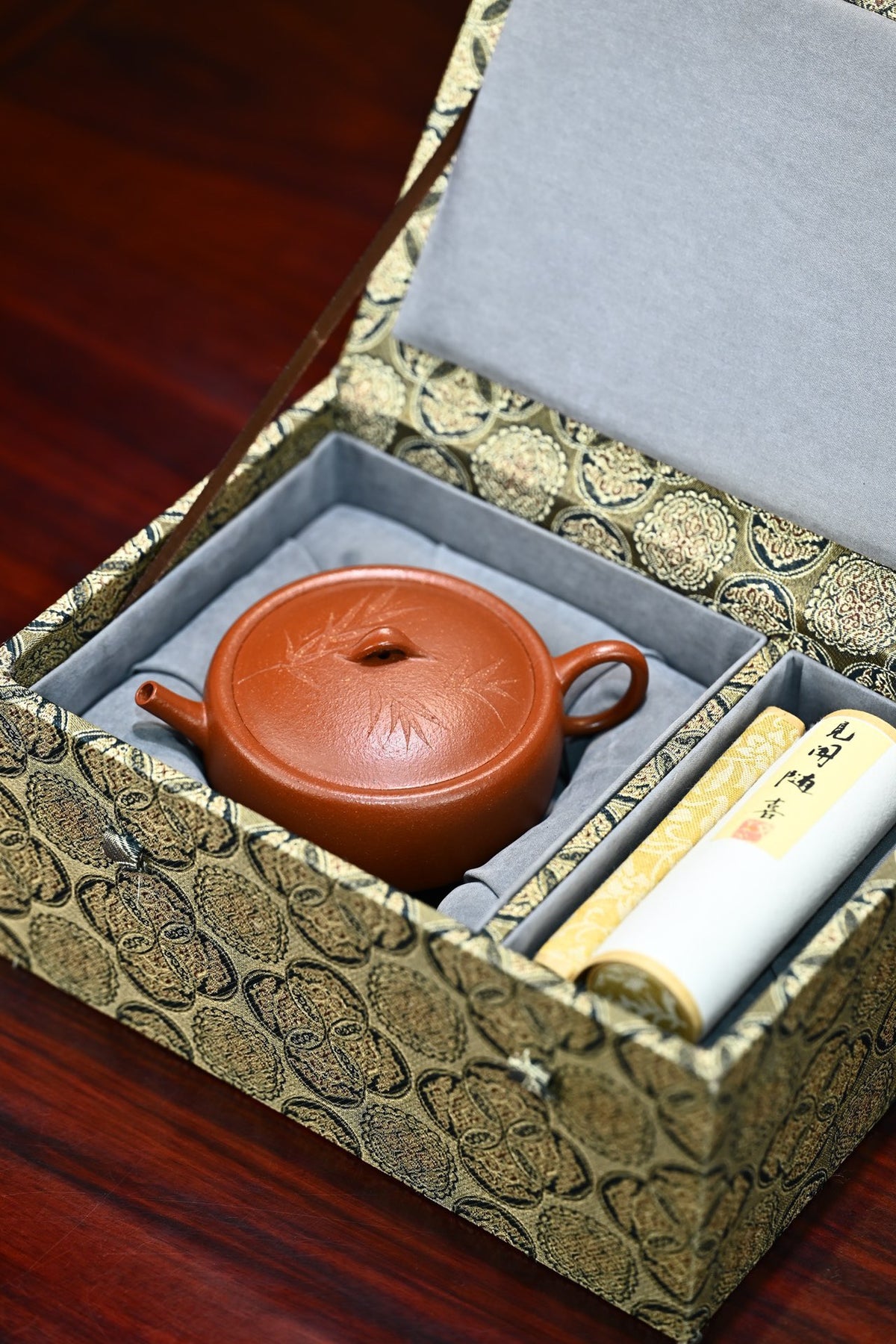 Pu Yu Yixing Teapot, Hong Jiang Po, 120ml - view 2