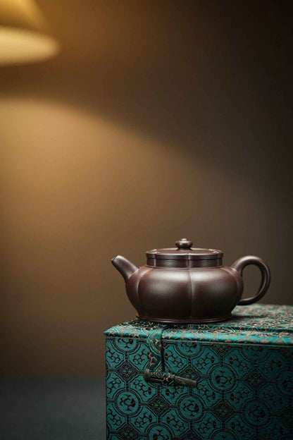 Ru Yi Hai Tang Ribbed Teapot, Zi Ni, 180ml