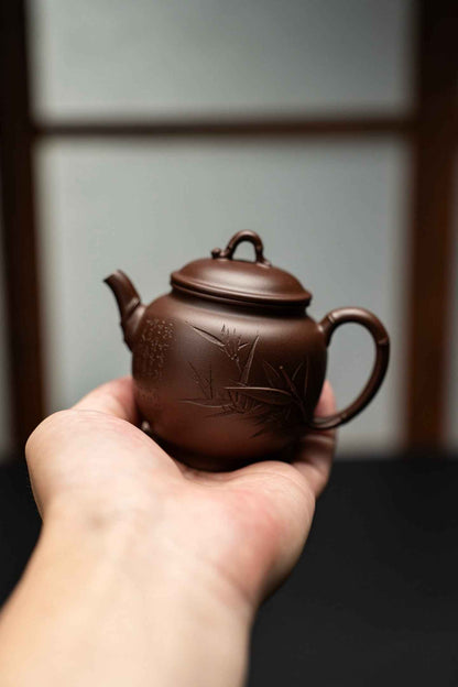 Xiu Zhu Yixing Teapot with Bamboo Decoration, 160ml