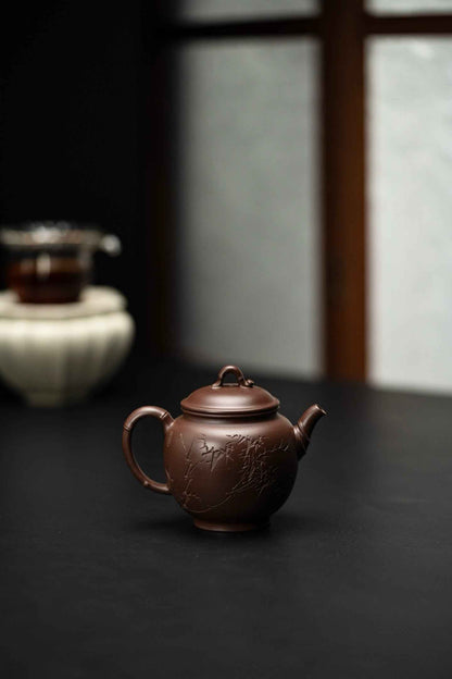 Xiu Zhu Yixing Teapot with Bamboo Decoration, 160ml