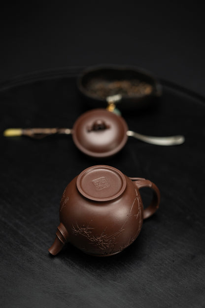 Xiu Zhu Yixing Teapot with Bamboo Decoration, 160ml - view 8