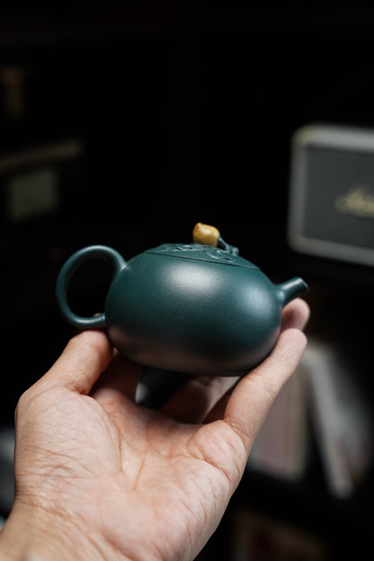 Shou Tao Peach Teapot, Mo Lv Ni, 180ml - view 6