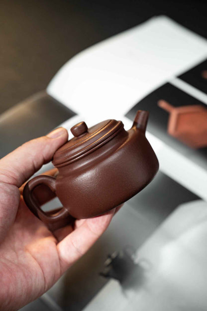 De Zhong Yixing Teapot, Lao Zi Ni, 120ml
