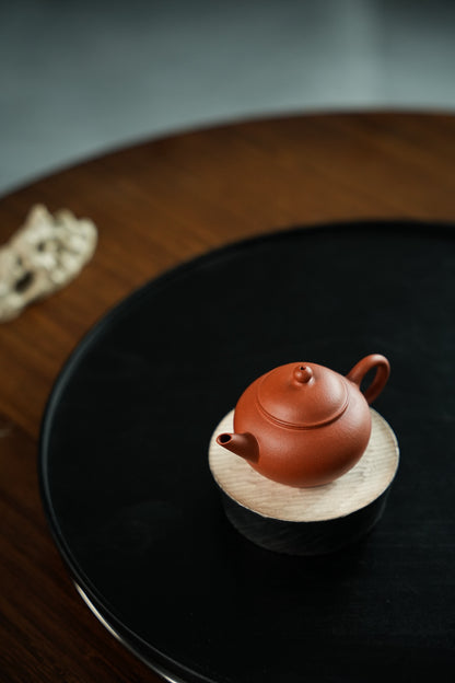 Mini Shui Ping Yixing Teapot, Xiao Hong Ni, 100ml - view 6