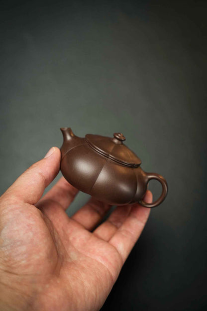 Han Jiang Ribbed Teapot, Zi Ni, 90ml