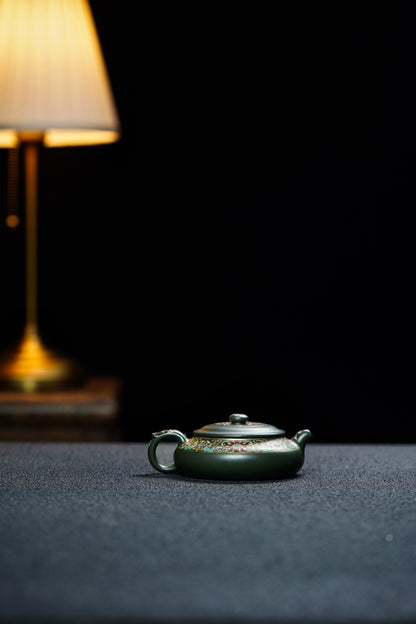 Da Yun Xu Bian Enamel-Decorated Teapot, Mo Lv Ni, 130ml - view 9