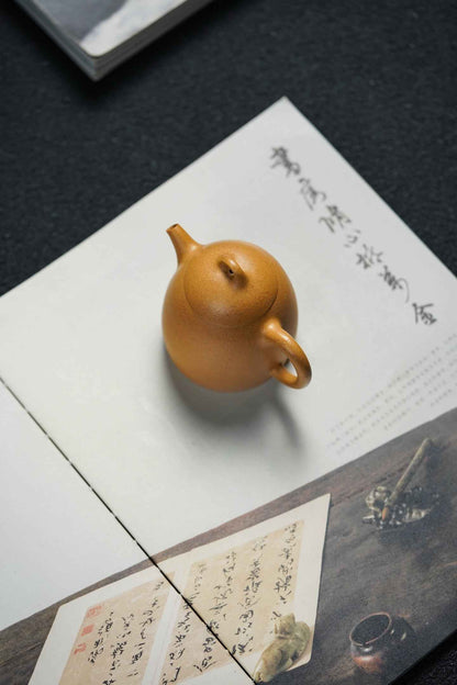 Mini Qin Quan Yixing Teapot, Huang Jin Duan, 108ml