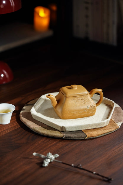 Si Fang Wu Xiang Teapot, 180ml - view 1