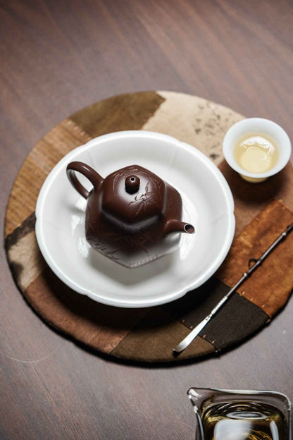 Hexagonal Pear Teapot with Bamboo Engraving, Zi Ni, 150ml