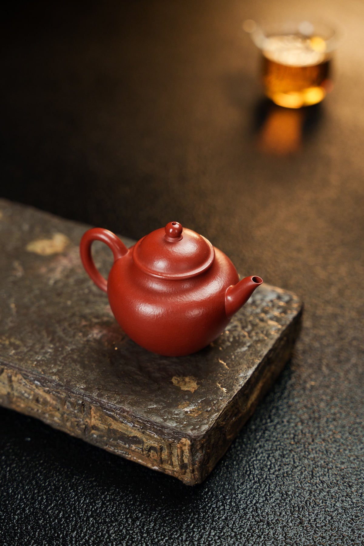 Xiao Jun Le Fully Handmade Yixing Zisha Teapot, Lao Zhu Ni Clay, 150ml - product photograph 3