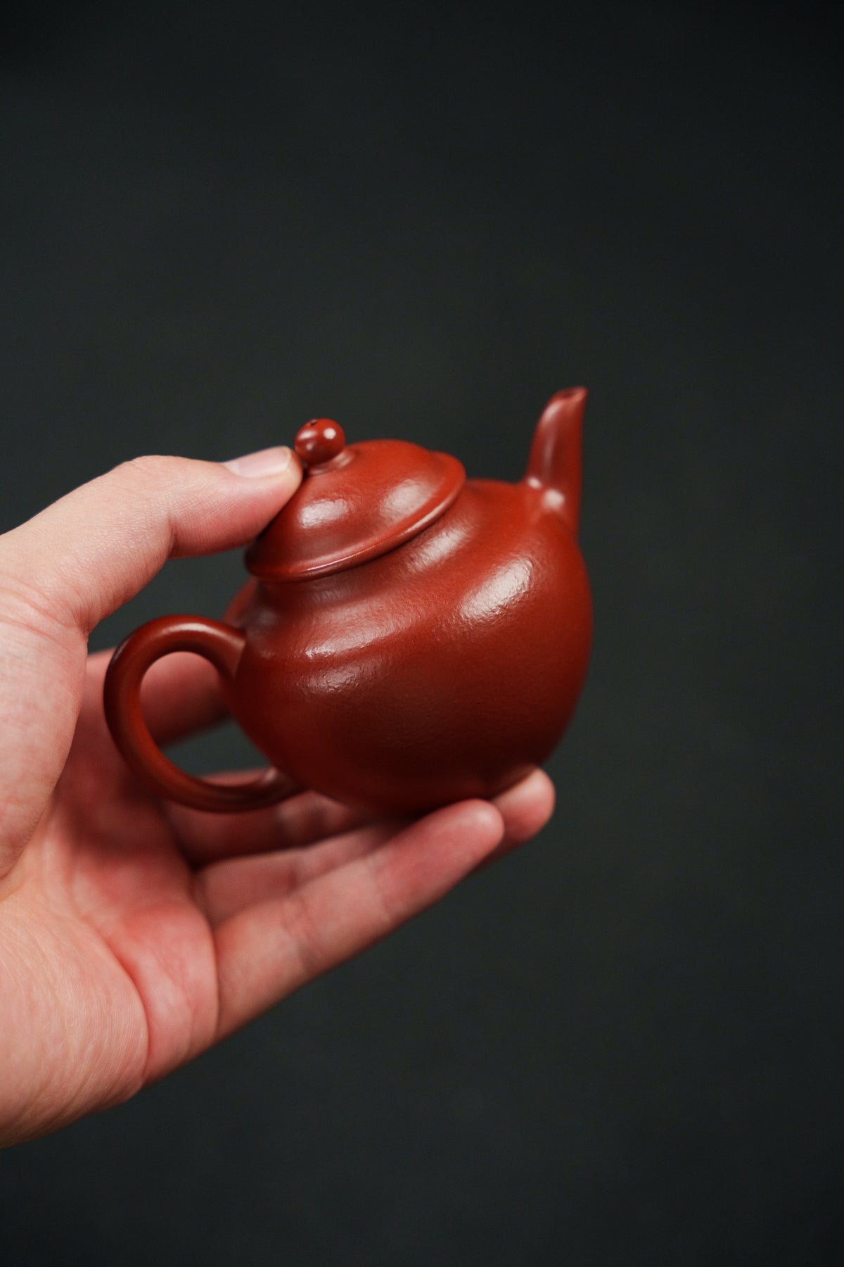 Xiao Jun Le Fully Handmade Yixing Zisha Teapot, Lao Zhu Ni Clay, 150ml - product photograph 4