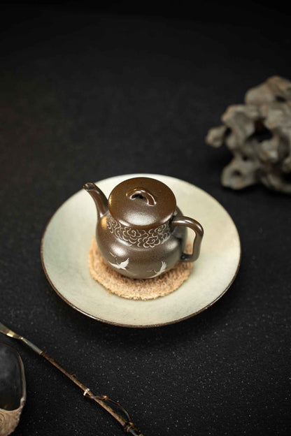 Zhi Hu Er Shi Wood-Fired Yixing Zisha Teapot, 130ml