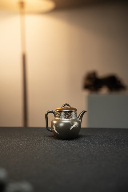 Zhi Hu Er Shi Wood-Fired Yixing Zisha Teapot, 130ml - product photograph 9